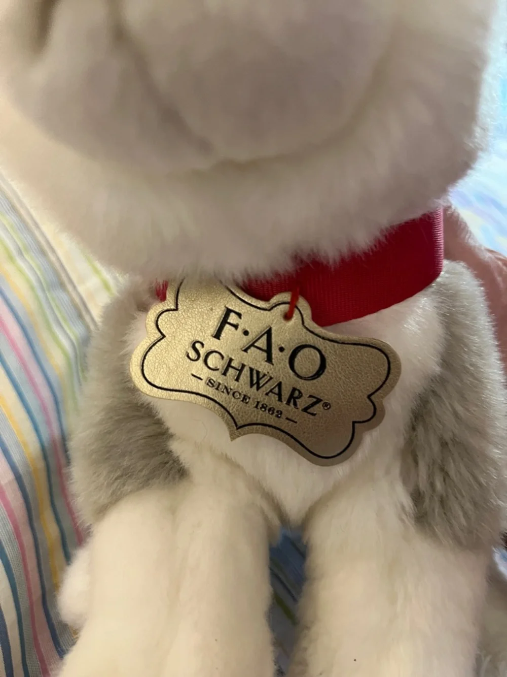 FAO Schwarz Gray and White Husky Plush Puppy‎ with Red Collar
